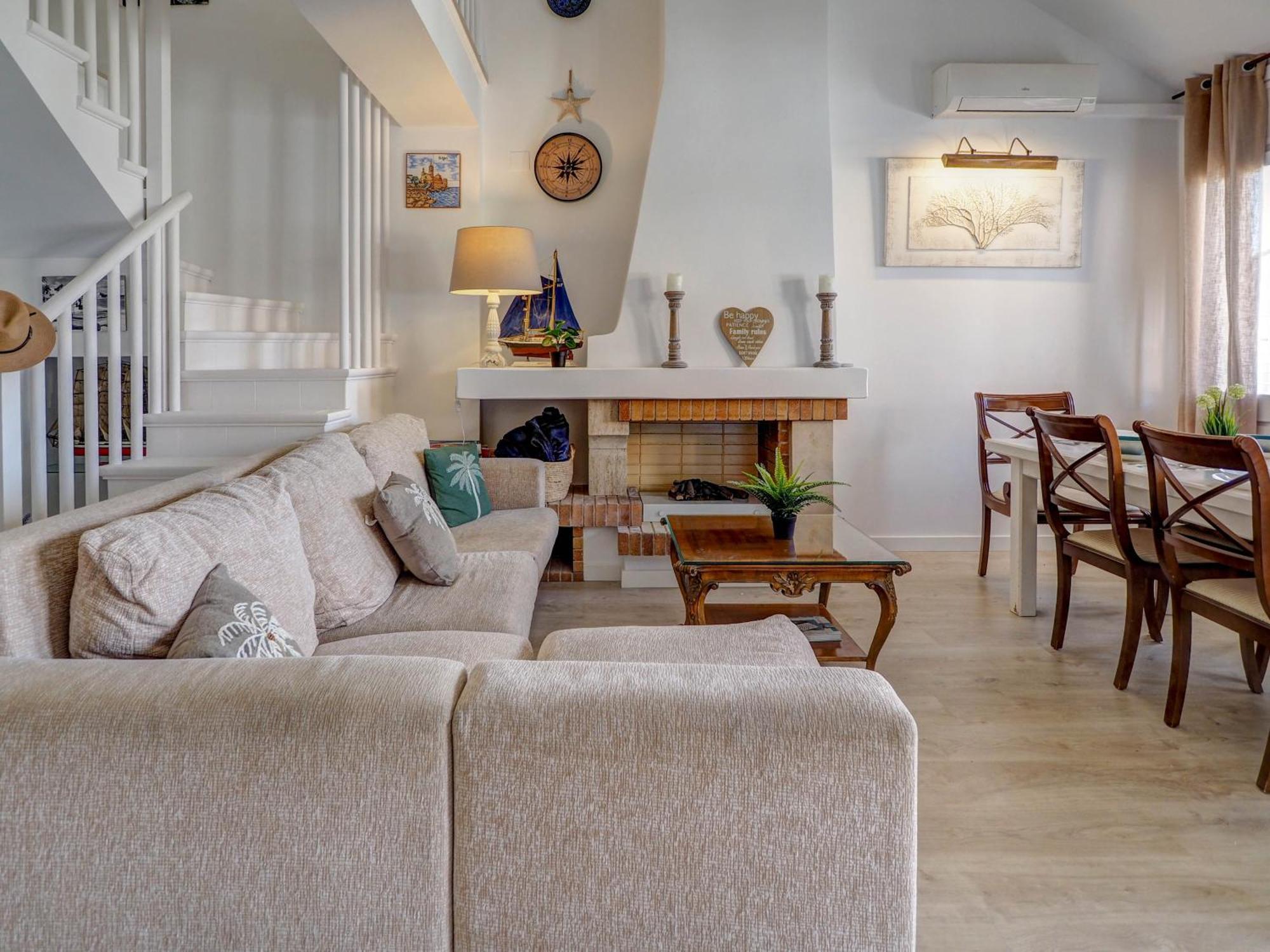 Clarimar Duplex By Hello Homes Ситжес Екстериор снимка