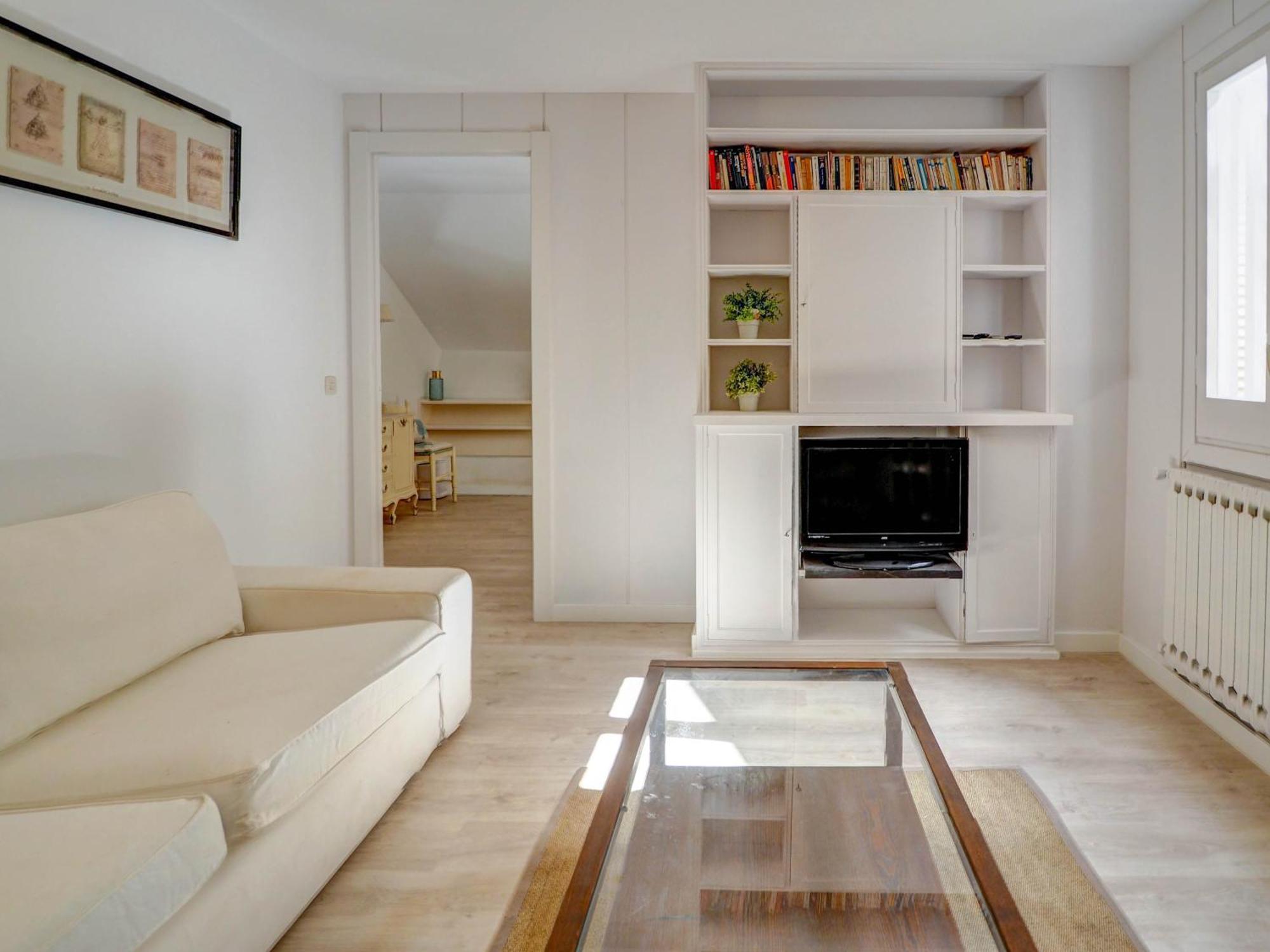 Clarimar Duplex By Hello Homes Ситжес Екстериор снимка